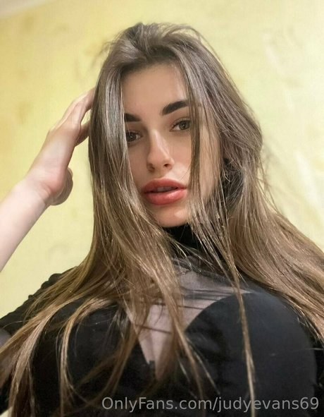 clothed onlyfans free sexy gallery