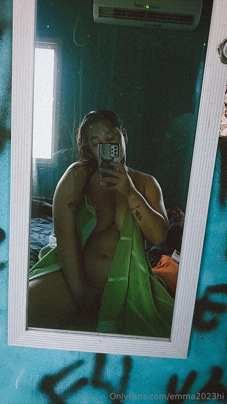 Emma2023hi pretty model photo