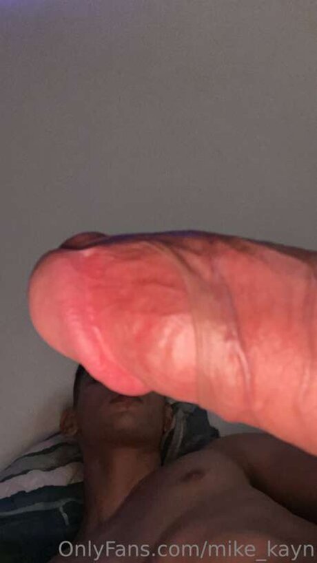 Mike Kayn star nude pic