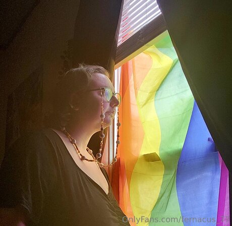 Fernacus 77 xxx pornstar pics