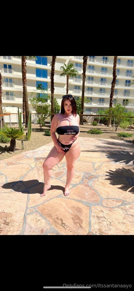 Itssantanaayo high quality actress photos