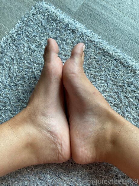 Juicyfeets 69 pornstar hd picture