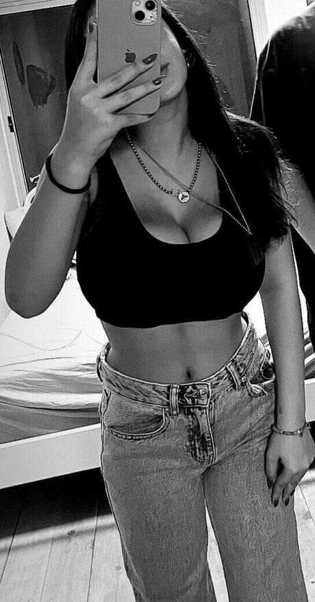 Pelegsaar exclusive actress images