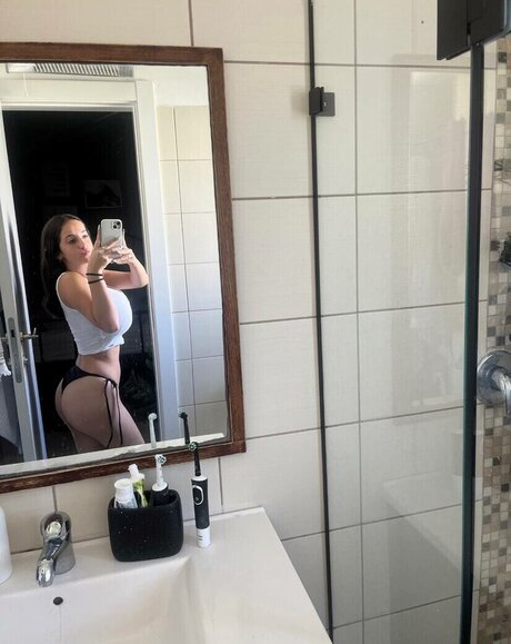 Pelegsaar top pornstar gallery