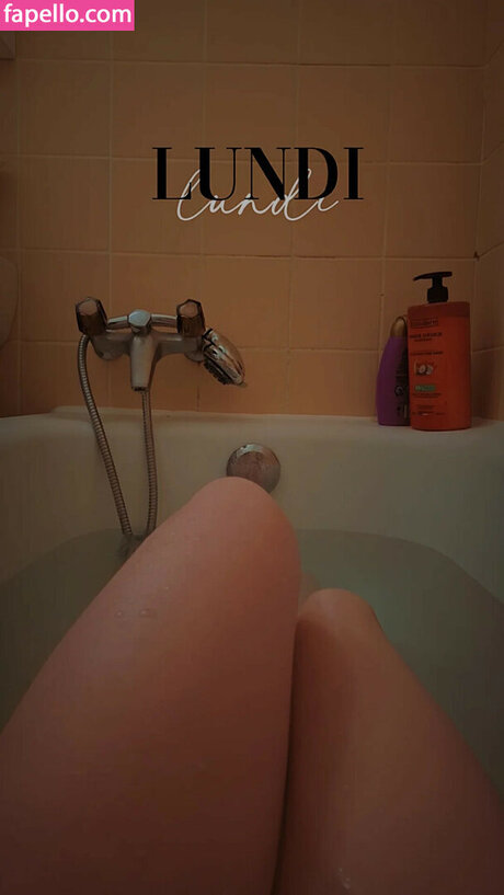 Oryvllmiee pornstar art photo