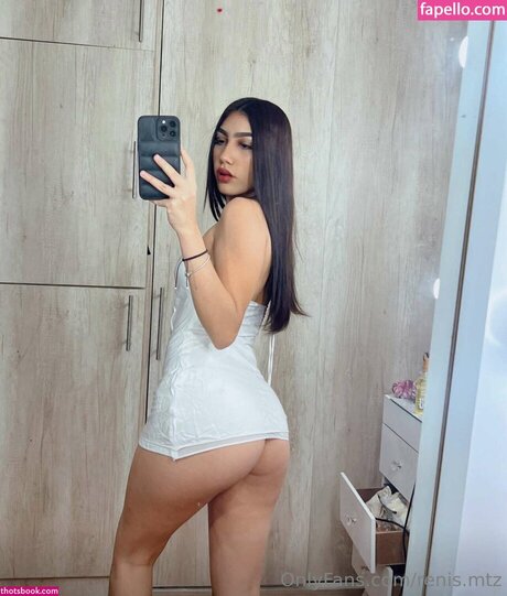 Renismartinez beautiful model pictures