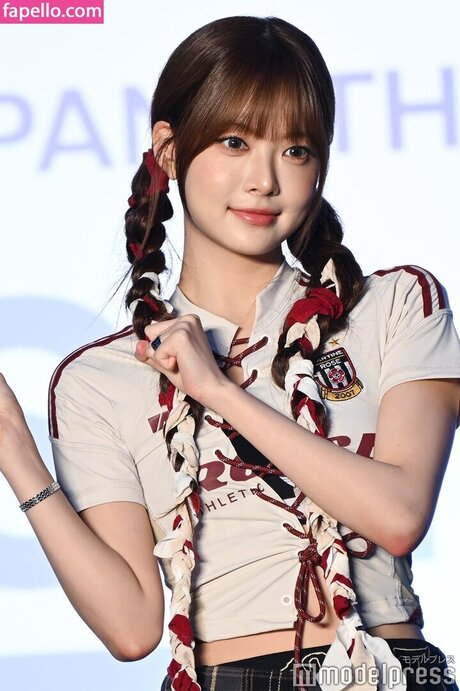 Hong Eunchae_ nudes star photos