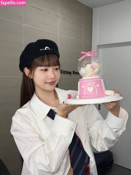 Hong Eunchae_ pornographic star pics