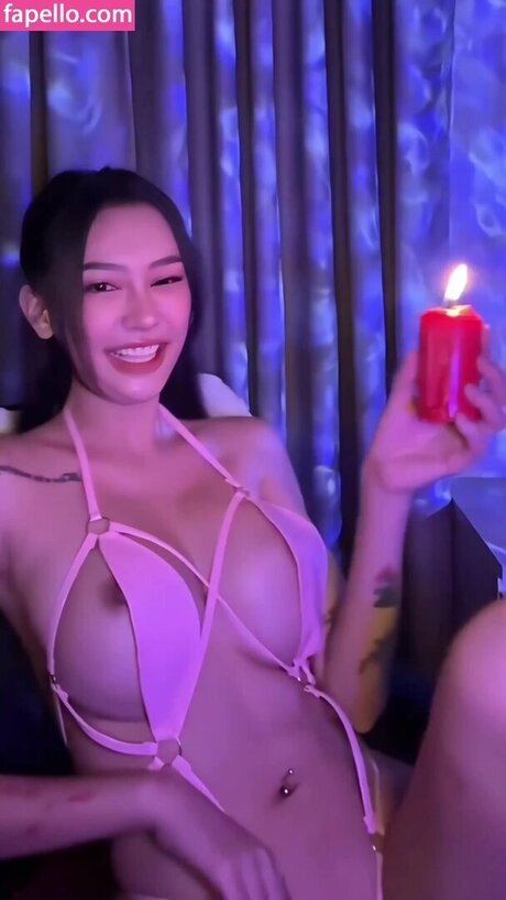 rollipop model nude gallery