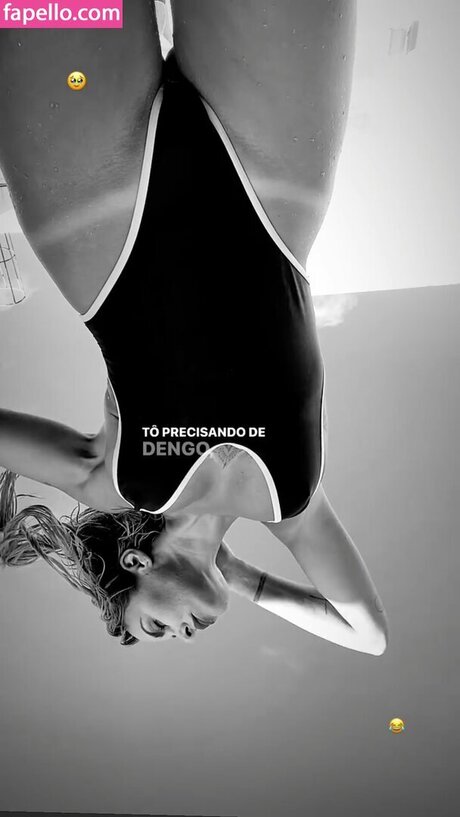 Clara Buarque nude star pic