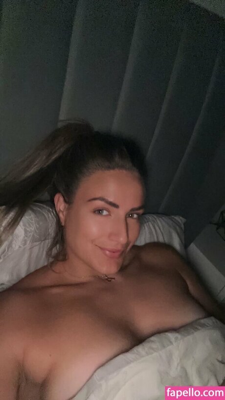 pollyanna isabella star naked gallery