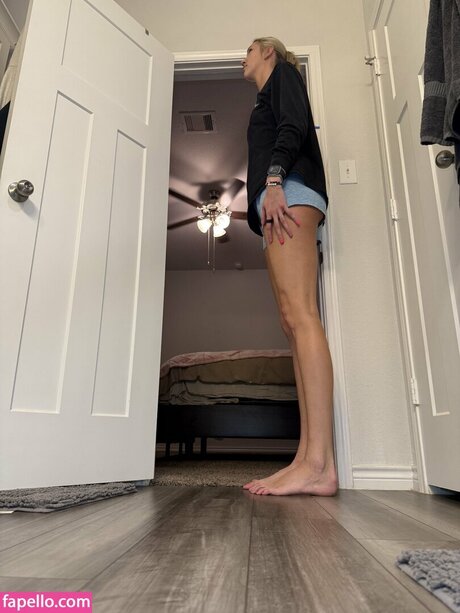 Amazon Allie model sex photos