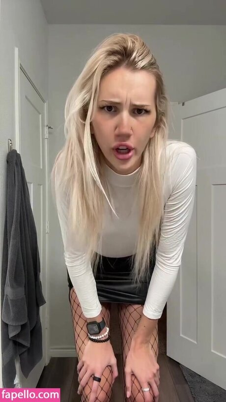 Amazon Allie adult actress gallery