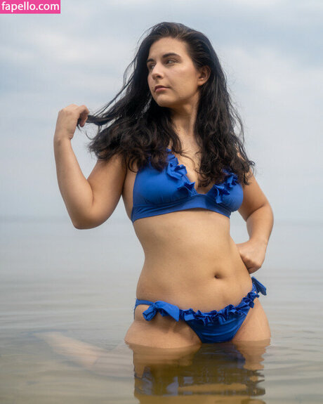 Allylotl top star photo