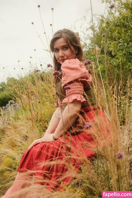 graciecatemakes beautiful actress galleries