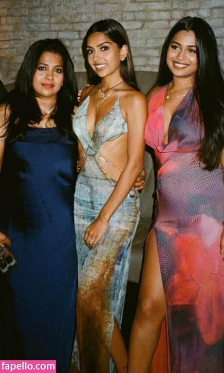 colombian teen onlyfans sexy nude pics