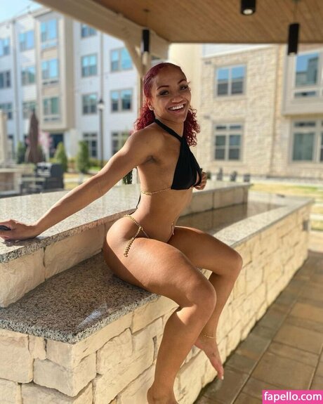 Avi babyyy naked star images