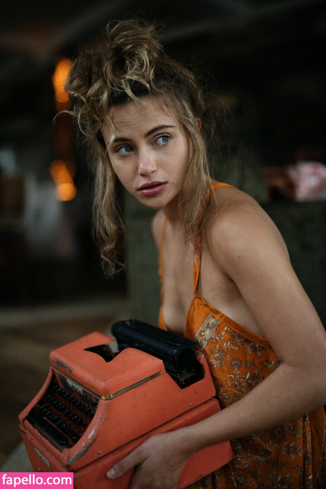 Charlotte Mckee top actress pictures