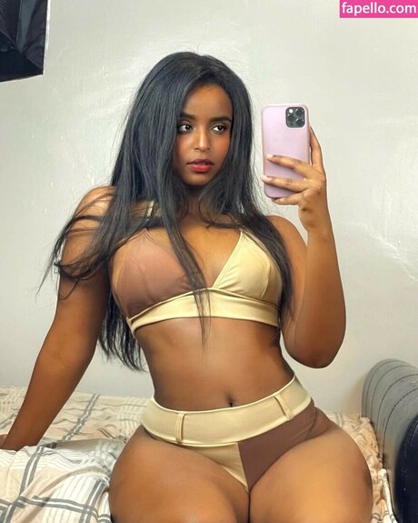 HornAfrica star sex pic