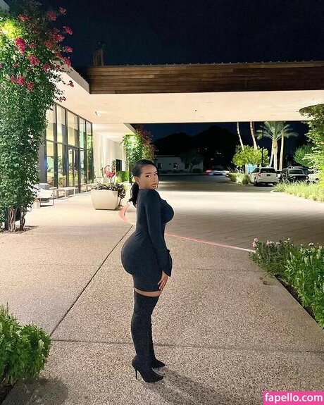 HornAfrica model sex gallery