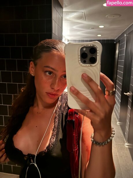 Kaliegh Robinson pornographic star pics