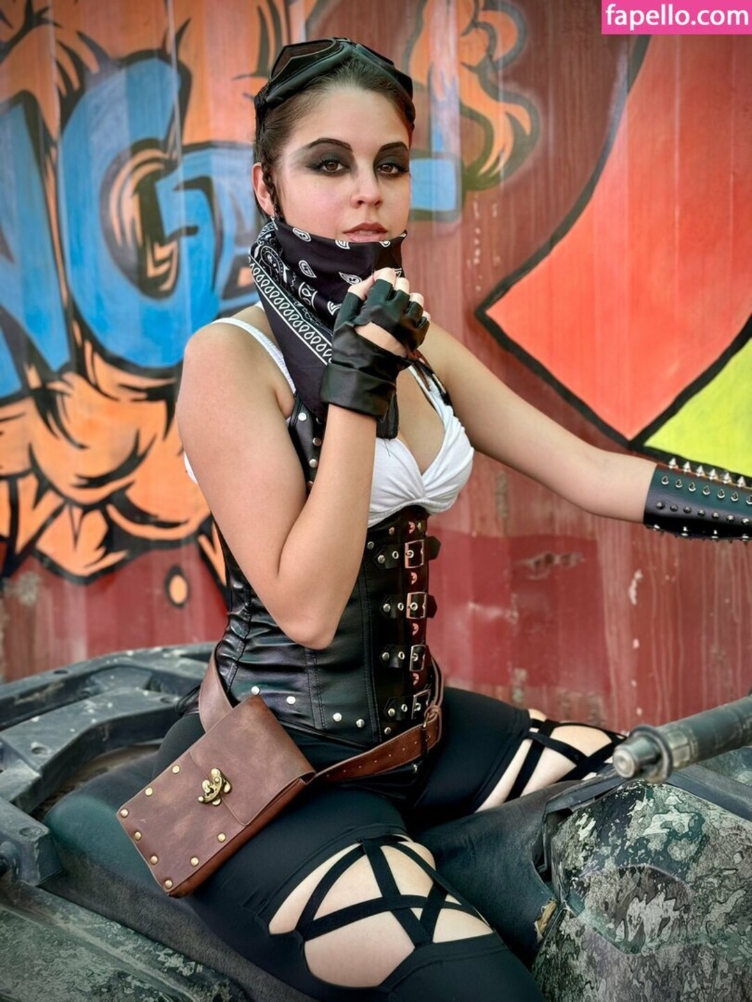 Snarky Jay Cosplay free model pictures