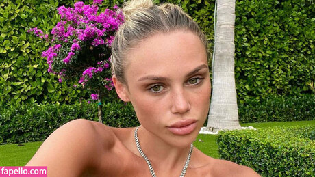 Hallie Batchelder art actress img