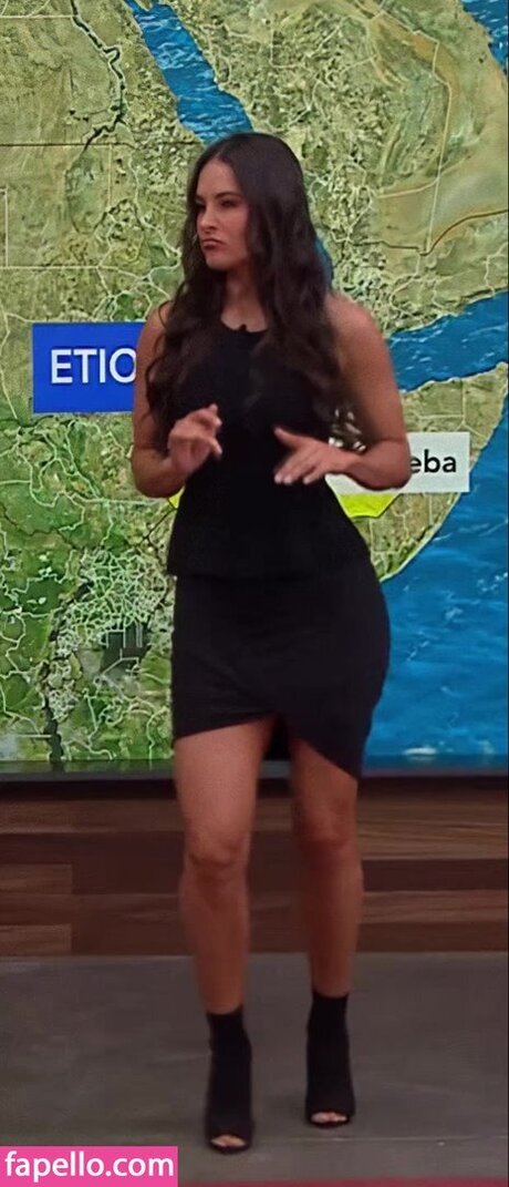 Gina Holguin hd actress photo