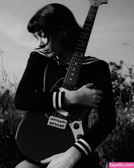 Luna Shadows pornstar free galleries