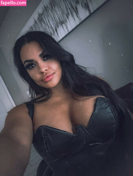 Nikki Blackheart erotic actress gallery