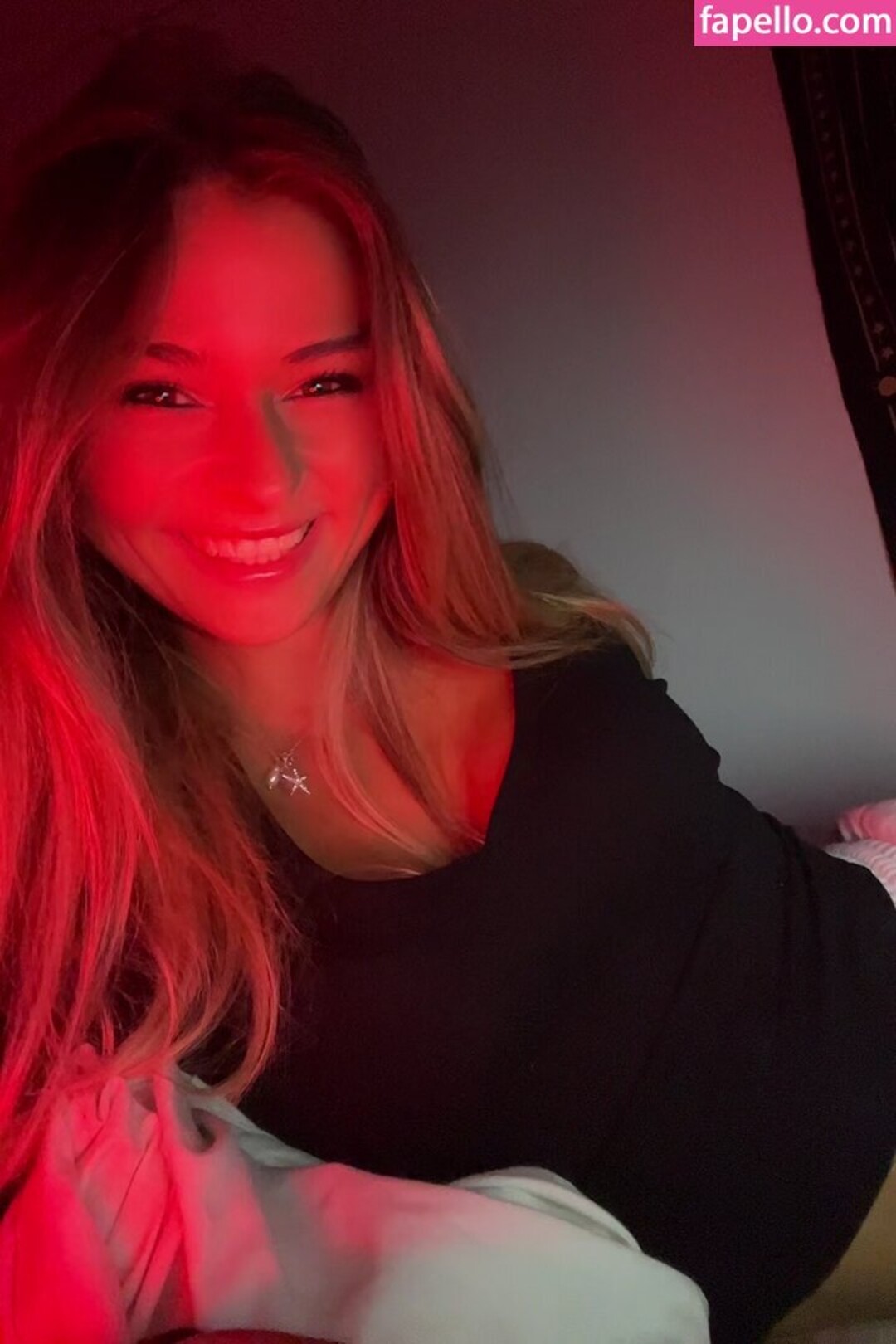 gr0us3 and maisi3 free pornstar picture