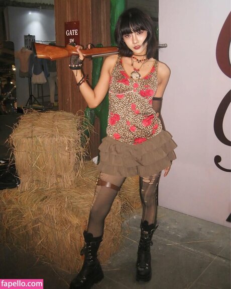 Atiqaaarn model high quality photo