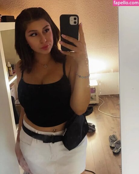 teen topless onlyfans beautiful images