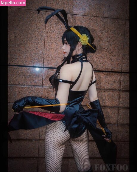 prikachu model naked pic