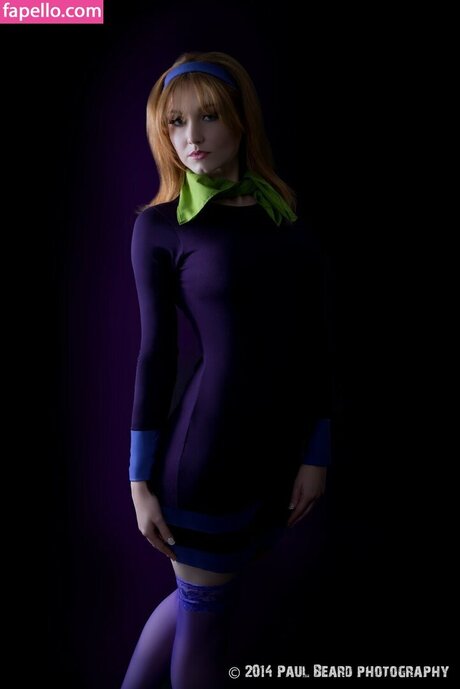 Velma Daphne Cosplay model art image