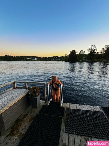 heleneelises star perfect picture