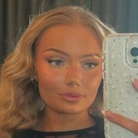 heleneelises pornstar hot pics