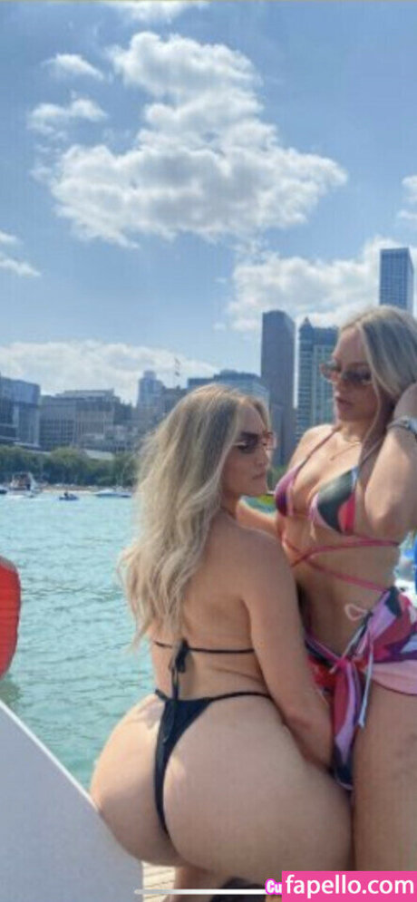 Fine Twins hot star archive