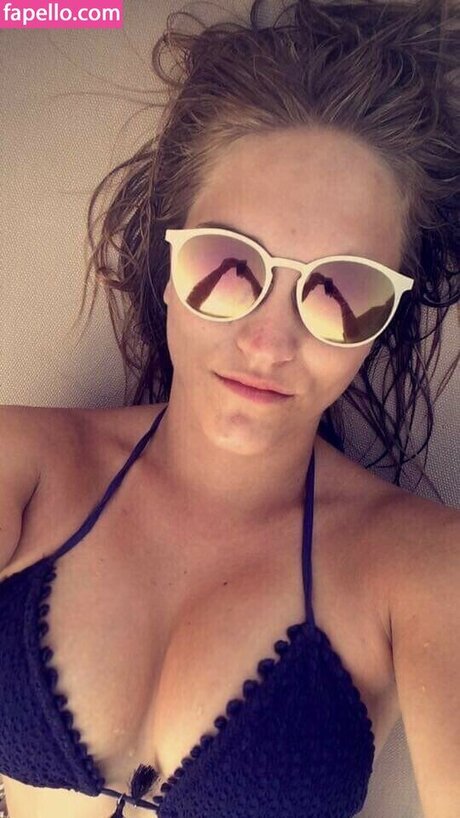 Fine Twins star top picture