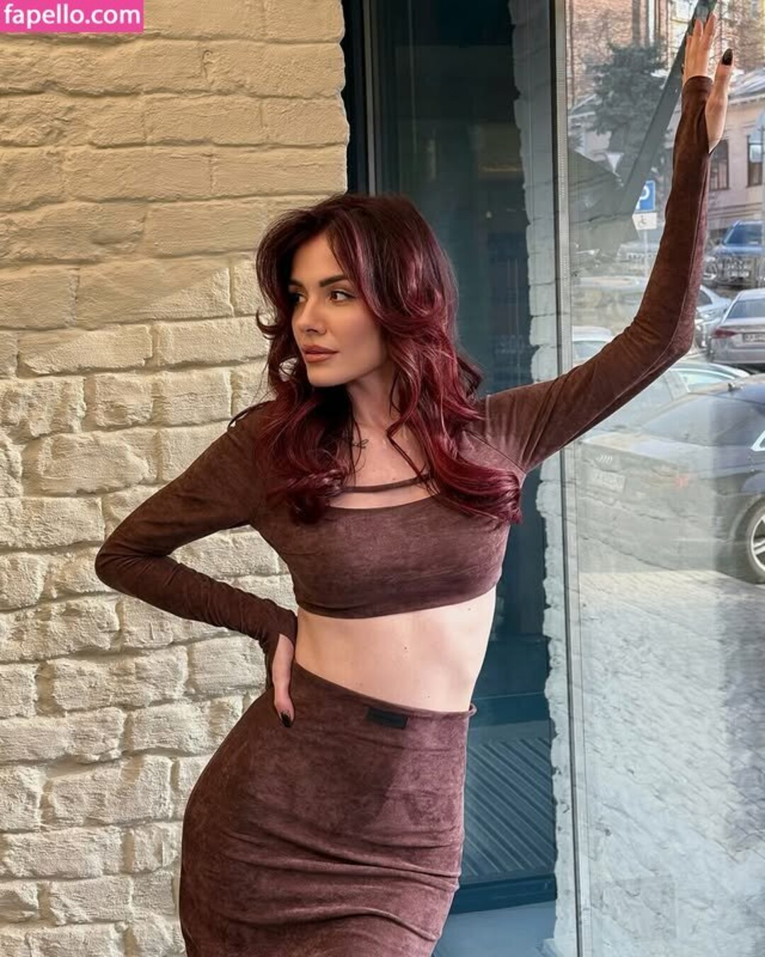 Mamarika exclusive model image