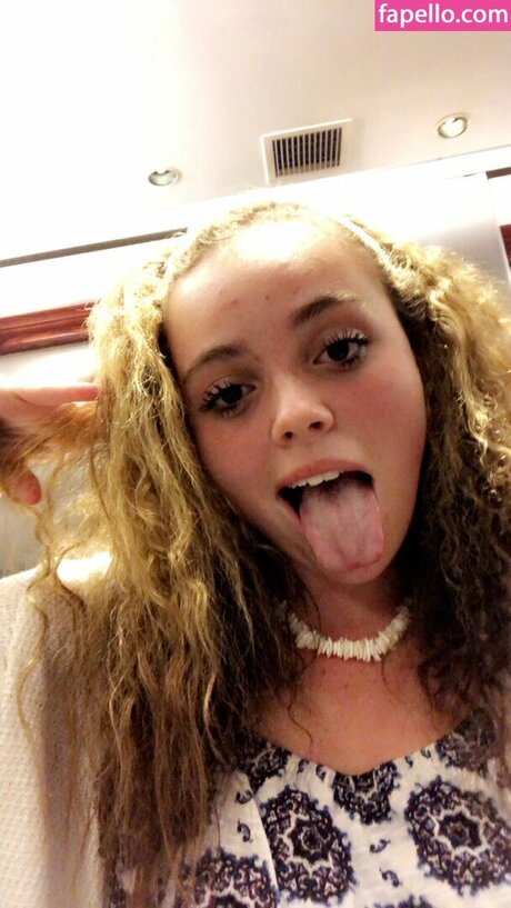 Hanna Blanco free actress pics