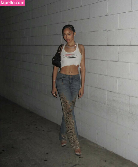 Jodie Woods model pretty pictures