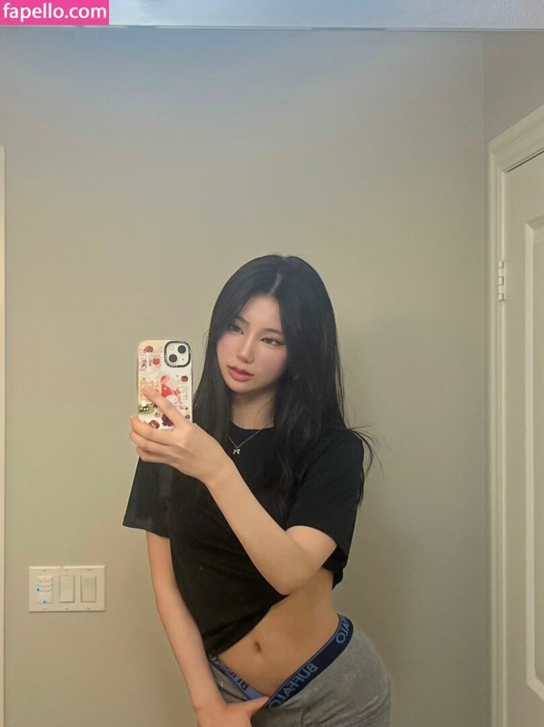 Dabinohh nude actress image