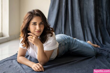 Ruhani Sharma star top galleries