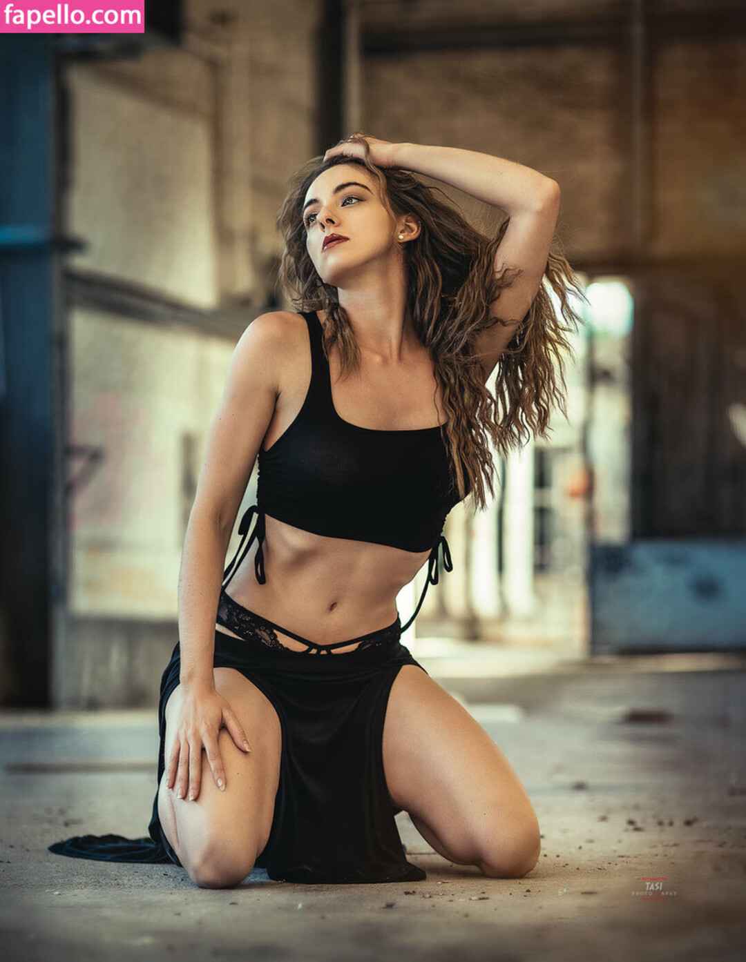 Larissa Schmiederer porn model image