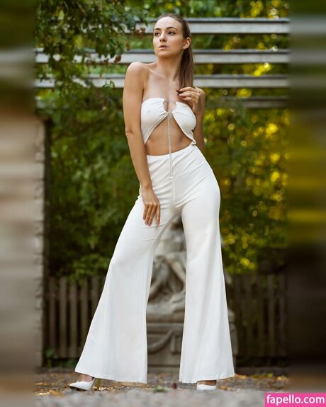 deepthroat onlyfans art nude images