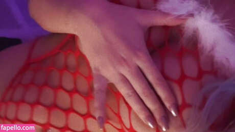 Fairyxbella model xxx picture