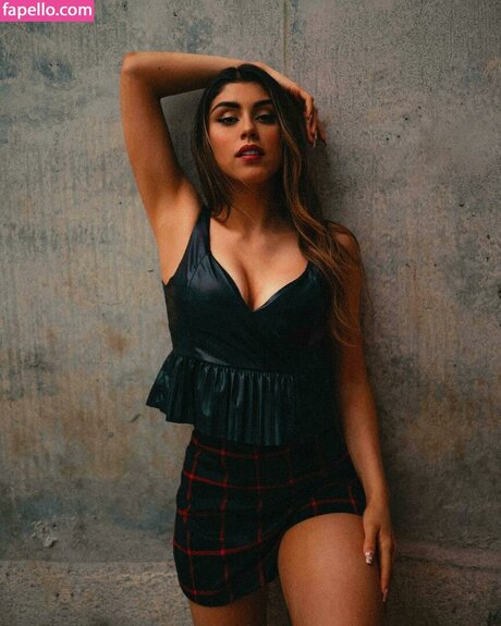 Pautips actress photo