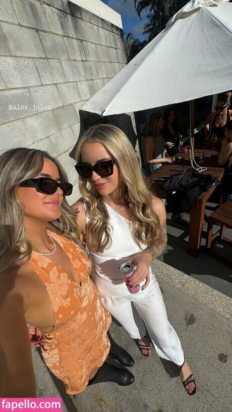 Pearl Farley exclusive model img