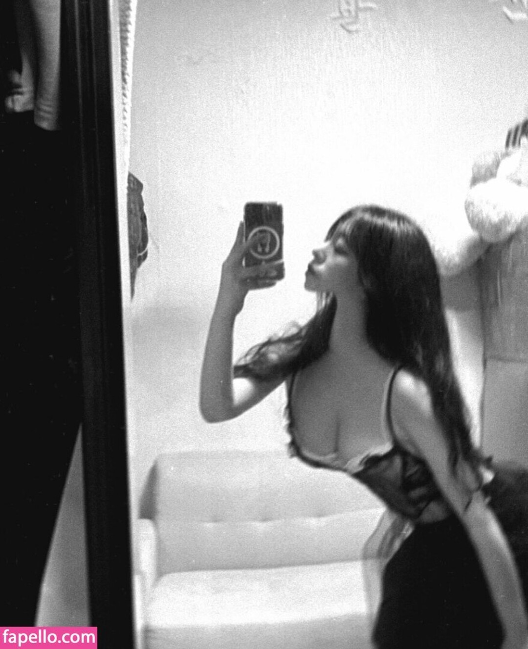 soooyaee model nude pictures